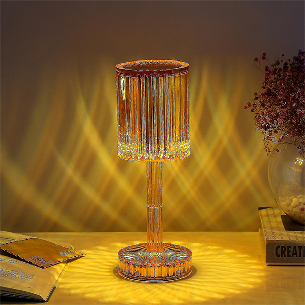 Křišťálová stolní lampa bílá