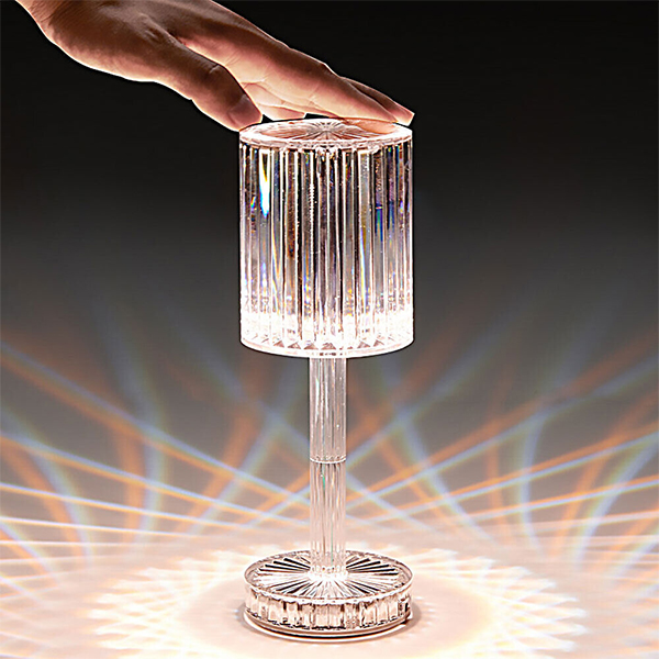 Křišťálová stolní lampa bílá